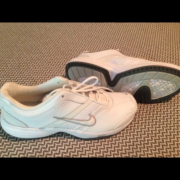 Women's Nike Size 7.5