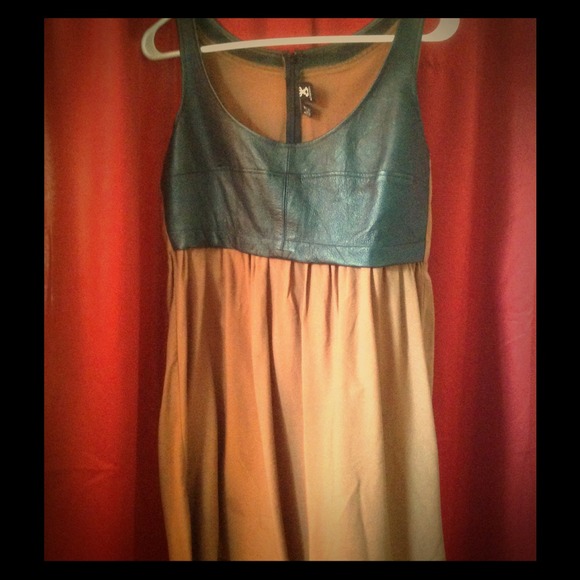 Faux leather bustier empire waist, UO - Picture 1 of 3