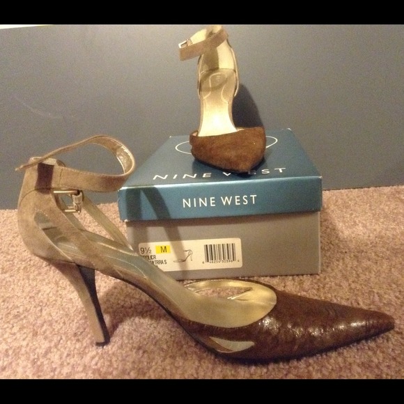 Nine West Bag and Shoe Combo - Picture 2 of 2