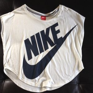 Nike Oversized Top
