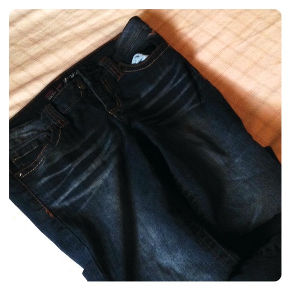 Blue skinny jeans