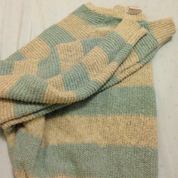 Cardigan - Picture 2 of 2