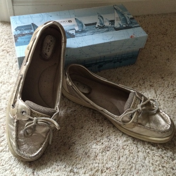 🐠Sperry topsider gold anglefish🐠