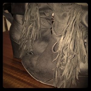 Fringed wedge booties