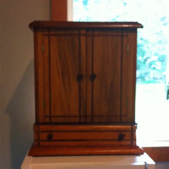 Hand made jewelry box / accessory box - Picture 1 of 2