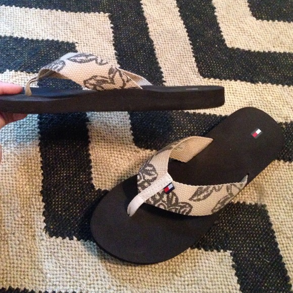 Hilfiger Flip Flops 865 75 hilfiger shoes hilfiger flip flops Hilfiger Flip Flops 865 75 hilfiger shoes hilfiger flip flops