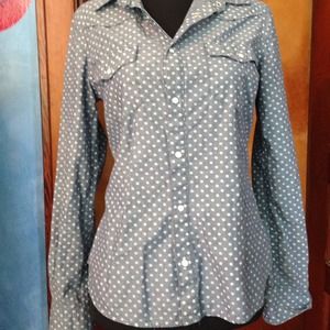 Joes jeans the shirt. Size medium