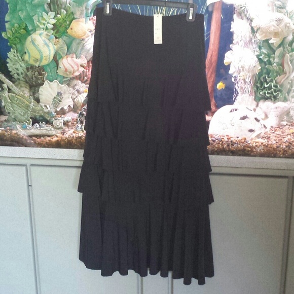 Black long fringe skirt - Picture 1 of 1