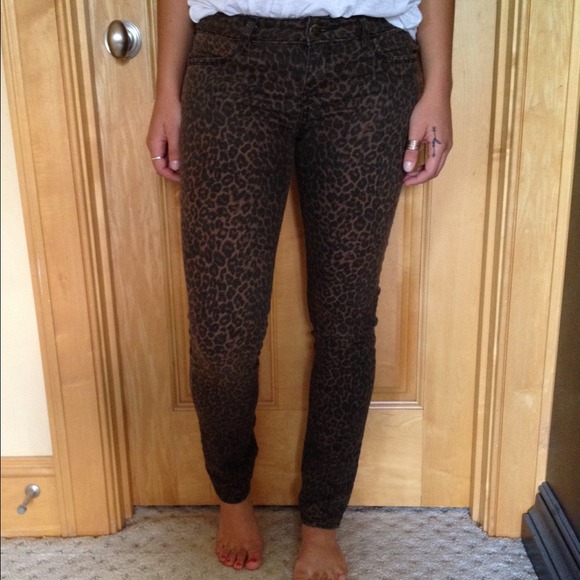 Leopard print jeggings