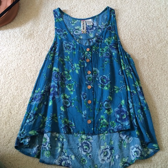 Floral tank