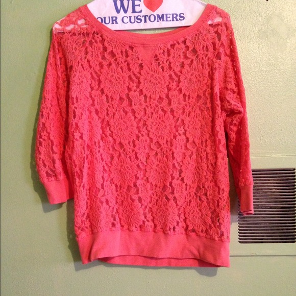 ❌SOLD❌Woman's coral top