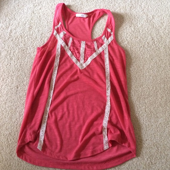 Coral tank top