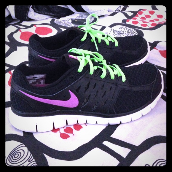 Finally! The search for nikes is over😭