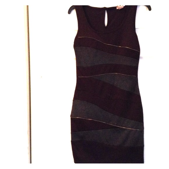 Fitted brown dress