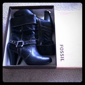 Fossil Women Tawny Mid Boots