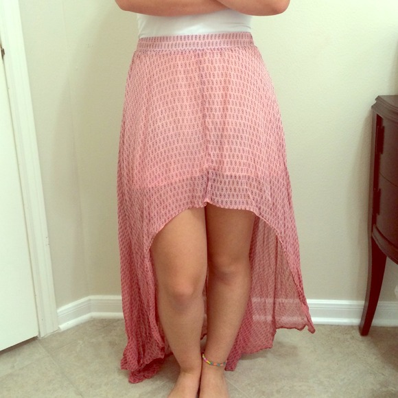High low skirt - Picture 1 of 3