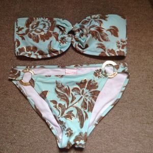Bathing suit