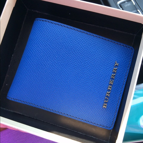 Sold on eBay! Authentic nwt mens burberry wallet