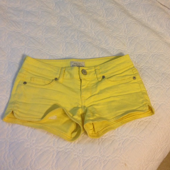 Yellow shorts.