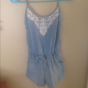 Romper never worn