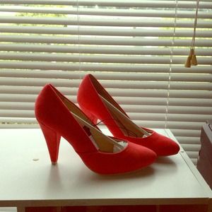 Forever 21 neon coral pumps