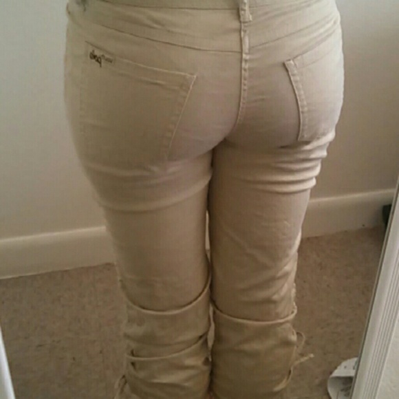 Capris! - Picture 3 of 3