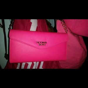 🚫SOLD🚫 Victoria's Secret Wallet/Cross body Bag