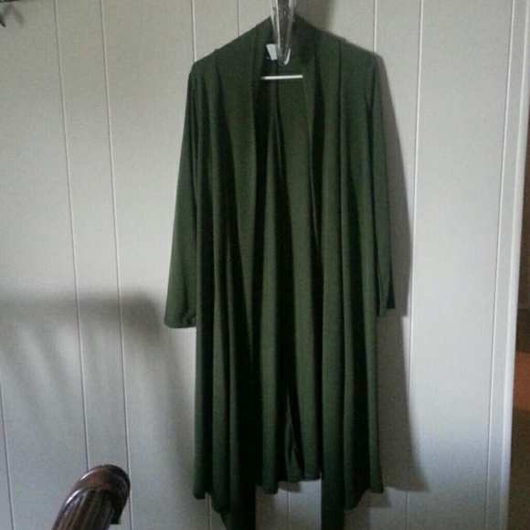 Women's xl olive green long cardigan never worn