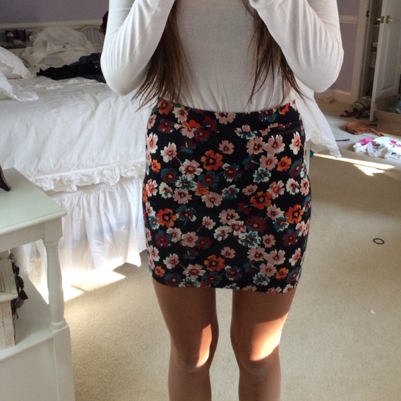 Floral pencil skirt
