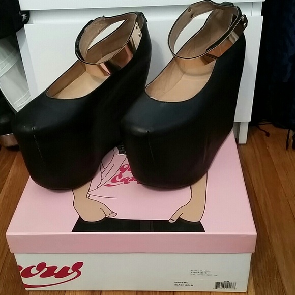 Jeffrey Campbell The Pointe Shoe Black and Gold