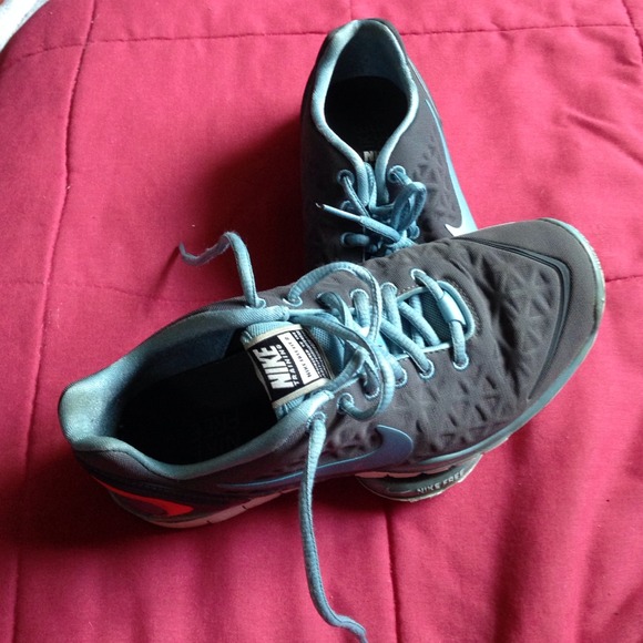 Nike free fit 2