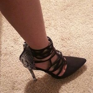 Paper Fox black heels