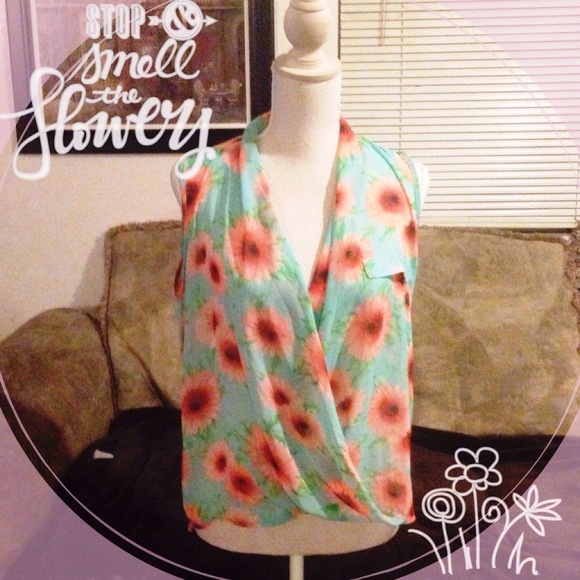 Daisy top