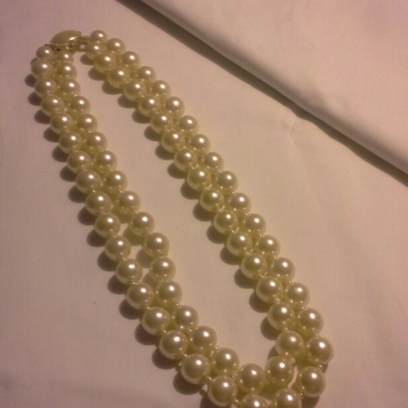 Costume Jewelry pearls