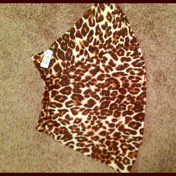 Leopard skater skirt