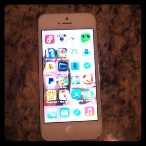 💢SOLD💢iPhone 5 AT&T