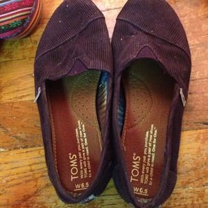 ❌MOVING SALE❌ purple toms