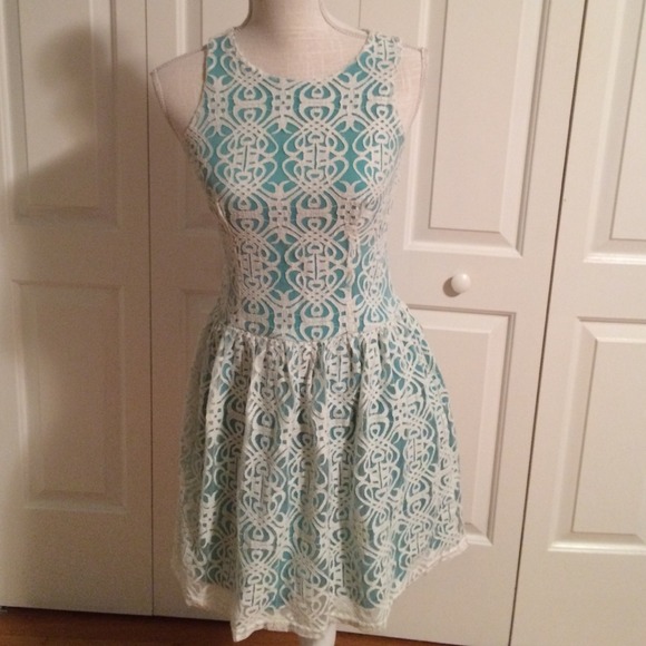 Blue Dress - Size Small - Pinky - Picture 3 of 3