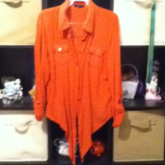 shirt - Picture 1 of 4