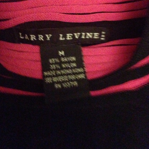Turtle Neck - Picture 2 of 2