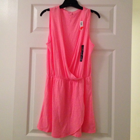 GAP Dresses & Skirts - Neon pink GAPBody dress,NWT