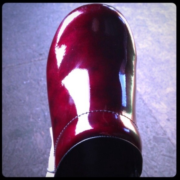 Red/Maroon Marbelized Danskos. Size 37