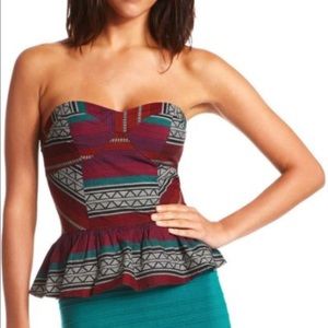 TRIBAL PATTERN STRAPLESS TOP