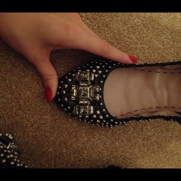 Mui Mui authentic studded flats - Picture 3 of 4