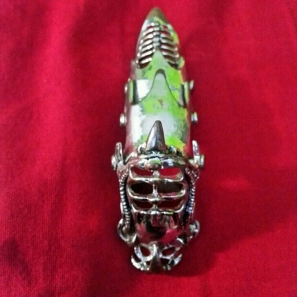 Full finger ring