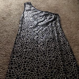 Black and gold sequin one-shoulder cocktail dress