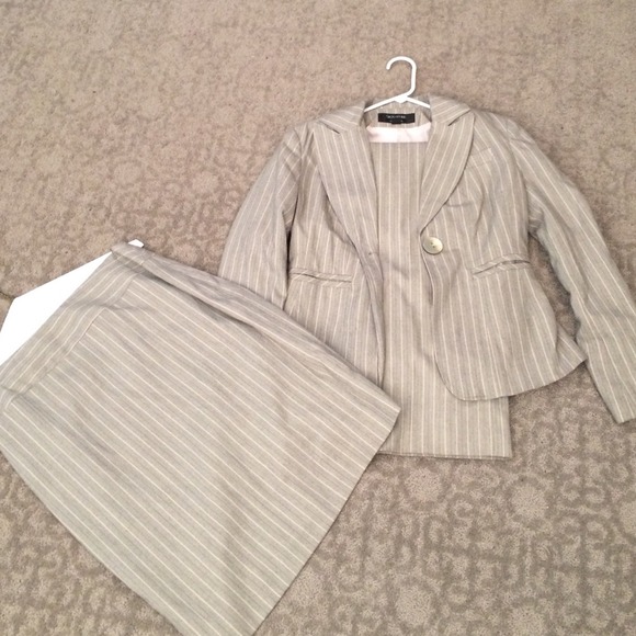 Three piece suit. !flash sale!!!