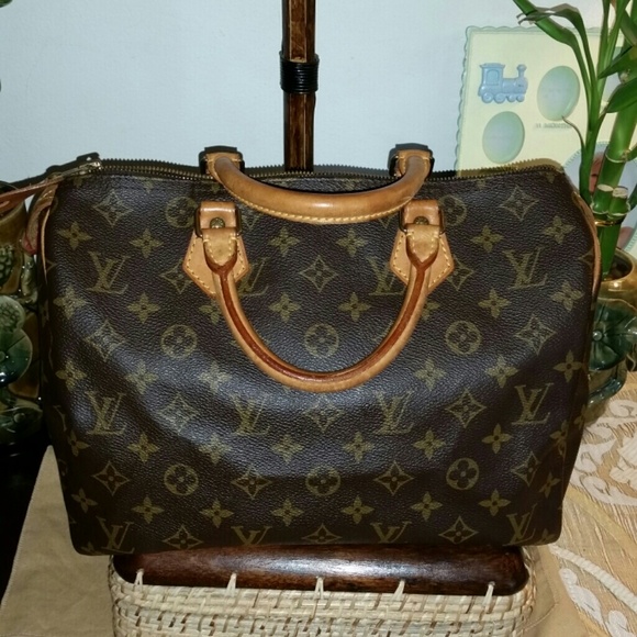 Authentic Louis Vuitton Speedy 30