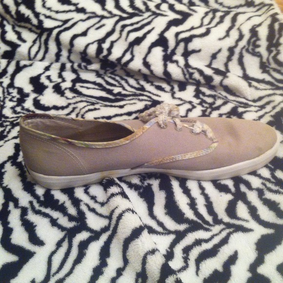 Size 10 Keds