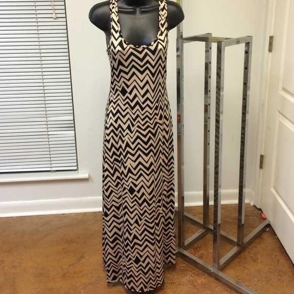 Black and nude chevron maxi